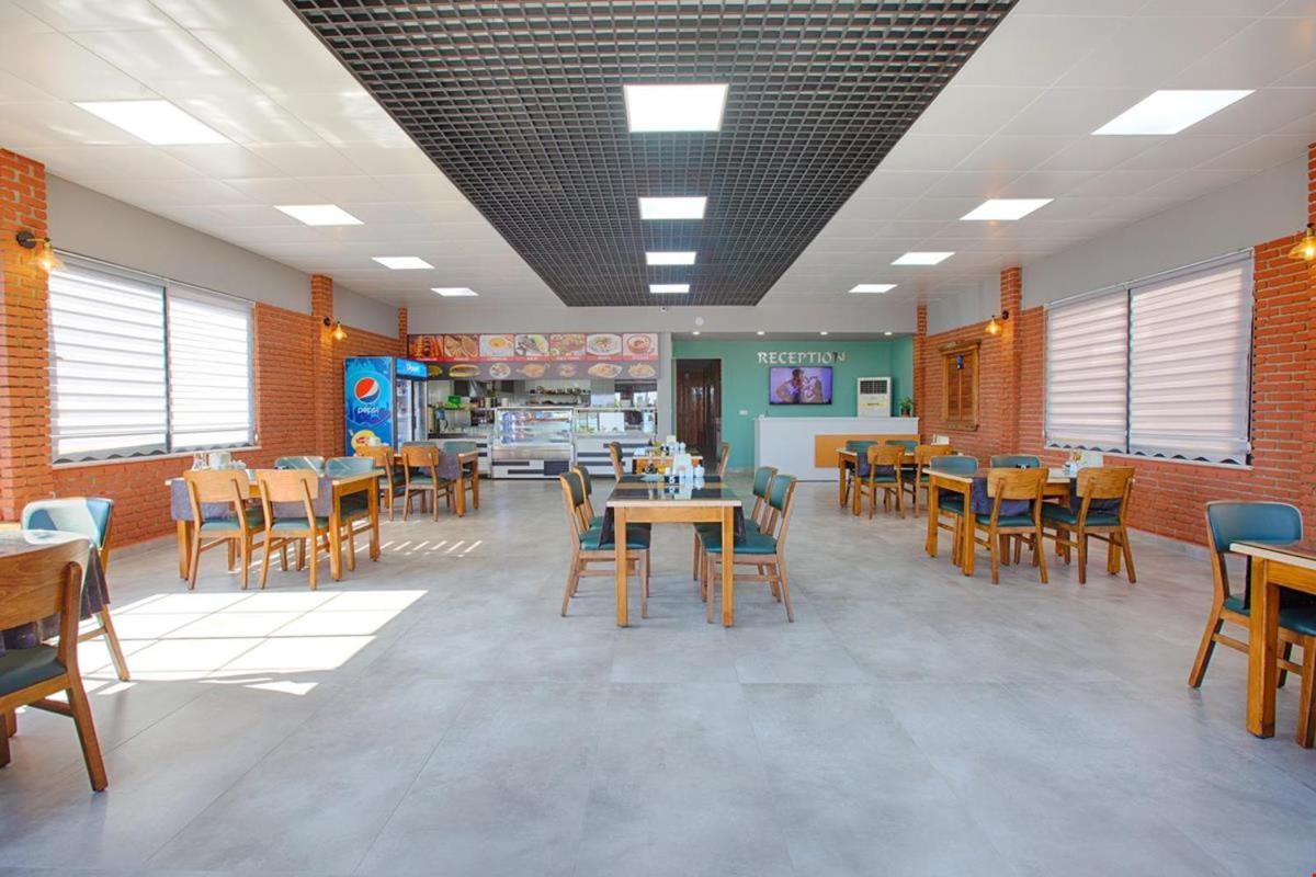 Azak Blue Otel Okurcalar Bagian luar foto